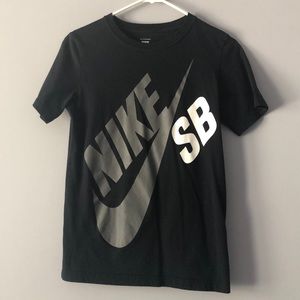 Nike T-shirt